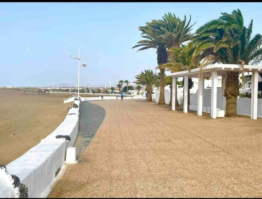 Casa Mesana Nuevo Apartamento En La Playa Con Aire Acondicionado Playa Honda  Exterior photo